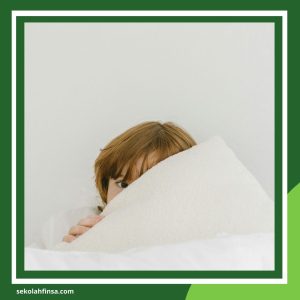 Tips Mengatasi Anak yang Pemalu agar Lebih Percaya Diri